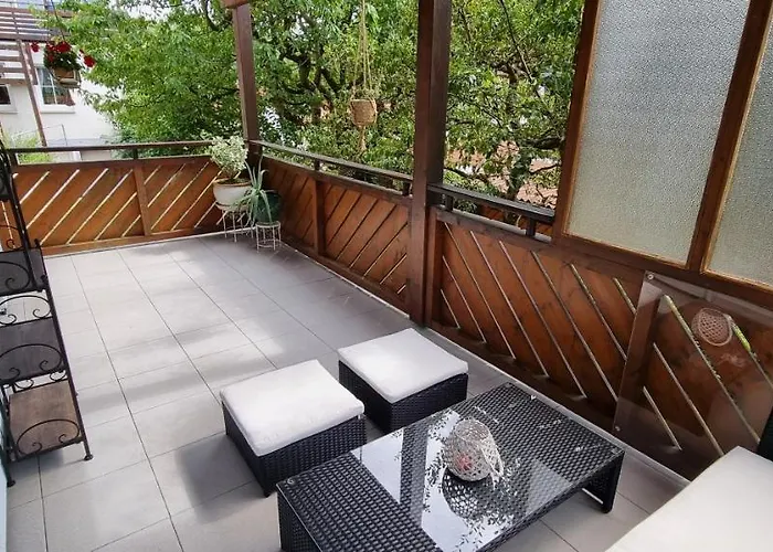 Lissi - Ruhig, Idyllisch & Grosszuegig Lägenhet *